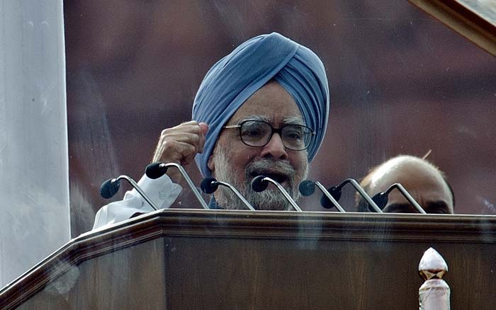 As India celebrates 65 years of independence, Prime Minister Manmohan Singh said in his address to the nation that India's national security will be affected if steps are not taken to increase economic growth and encourage new investments in the country.