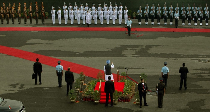 Last year, there was heavy downpour during the Independence Day celebrations. However the weather appeared relenting, with no showers, and an overcast sky sparing the visitors the intense heat of the sun.