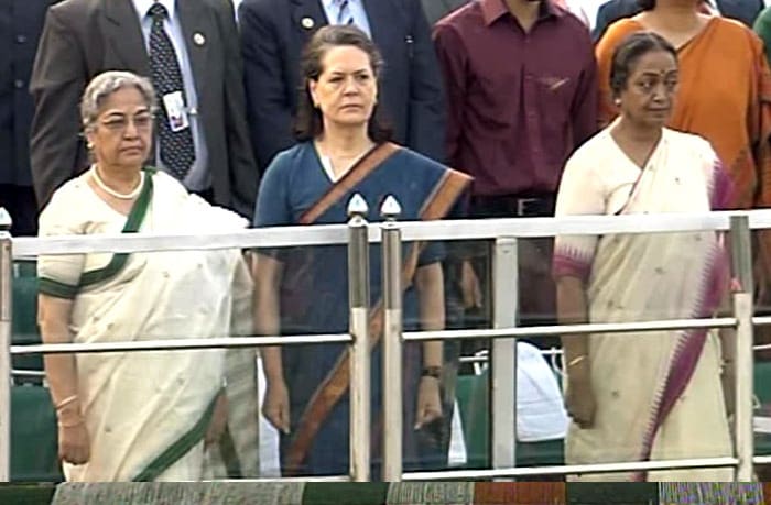 Other eminent personalities including Sonia Gandhi were also present at the event.