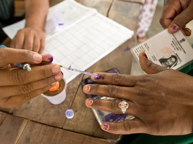Photo : India votes in Phase 6 of elections