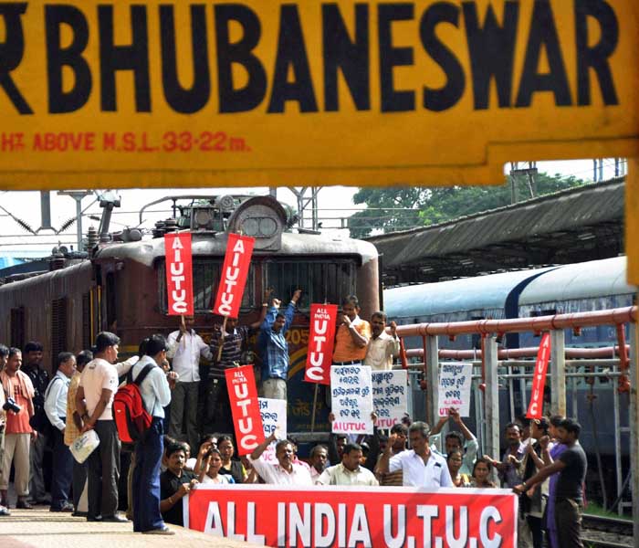 <b>Orissa:</b><br><br>Normal life was affected in Orissa due to disruption of transport services and closure of financial institutions in the wake of the nationwide strike called by central trade unions. (PTI Photo)