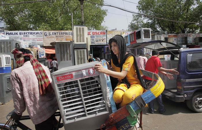 There's no respite even in the hills. Shimla is scorching at 27 degree Celsius, which is 9 degrees above normal. (AP Photo)