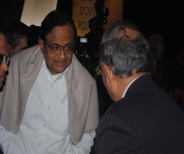 Home Minister P Chidambaram arrives at the venue for the NDTV Indian of the Year awards function.<br><br>
<a target="_blank" class="text2bold_link" href="http://www.ndtv.com/convergence/ndtv/new/ioy09/ioyhome09.aspx">NDTV Indian of the Year: And the winners are...</a>