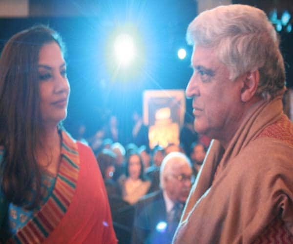 Renowned lyricist and script writer, Javed Akhtar with his wife Shabana Azmi at the Indian of the Year award ceremony.<br><br>
<a target="_blank" class="text2bold_link" href="http://www.ndtv.com/convergence/ndtv/new/ioy09/ioyhome09.aspx">NDTV Indian of the Year: And the winners are...</a>