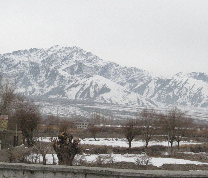 Snow clad mountains and landscape surrounding Leh.(NDTV photo)