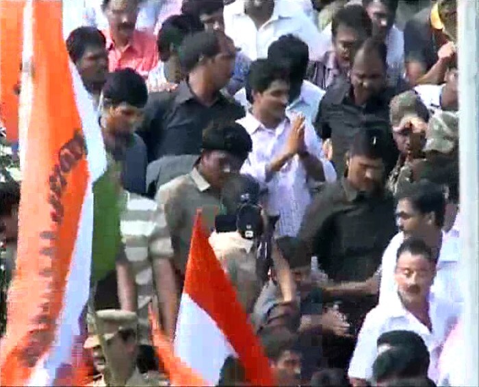 The Rosaiah government will leave no stone unturned in its tribute to YSR, to convey that Jagan alone is not the inheritor of that legacy.