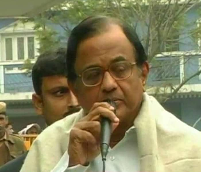 Home Minister P Chidambaram described veteran leader Jyoti Basu as a great son of India and a source of inspiration. He said that Basu strode like a colossus on the Indian political scene for several decades.(NDTV Photo)