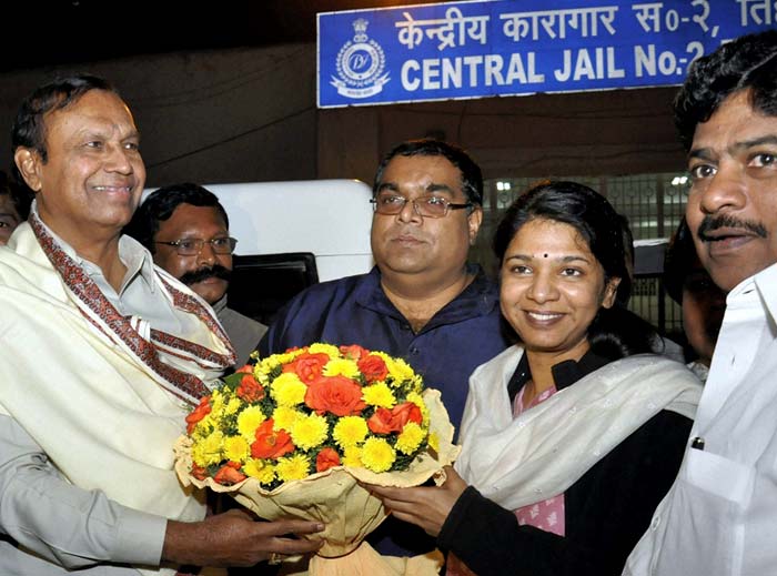 Her husband, Aravindan, was in the car with her. Senior DMK leader TR Baalu handed her a bouquet of flowers. She was seen clutching onto them as she arrived at her home in New Delhi's Swarna Jayanti Sadan.