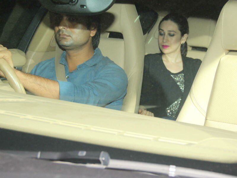 Photo : Karisma Kapoor's Busy Sunday With Rumoured Boyfriend