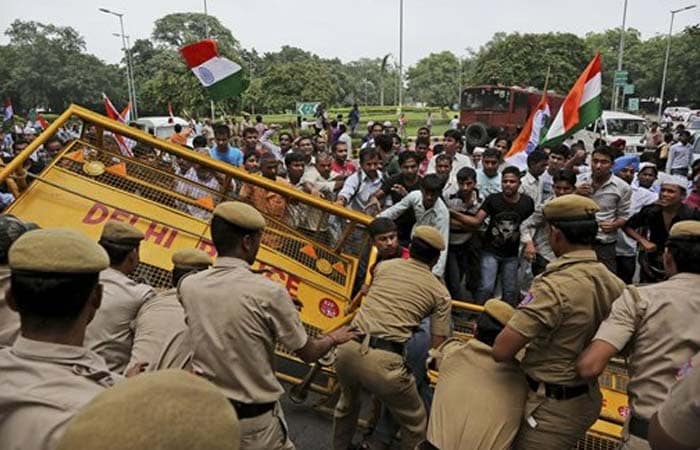 The march started from Jantar Mantar around 1pm after activists Arvind Kejriwal, Prashant Bhushan, Manish Sisodia and others addressed the protesters.