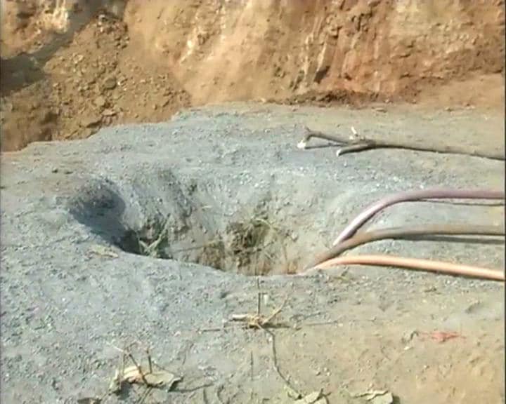 2 year old, Darawath Prasad,  who fell into a 30 feet deep borewell in the Warangal district in Andhra Pradesh was reported dead by the authorities on Monday evening. Rescue efforts to save the boy lasted for almost 24 hours. (NDTV Photo)