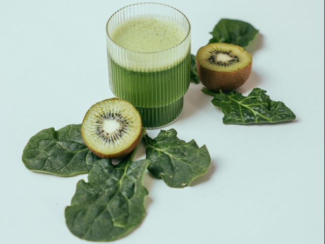 कीवी और पालक से बनाएं एनर्जी बूस्ट करने वाला ड्रिंक