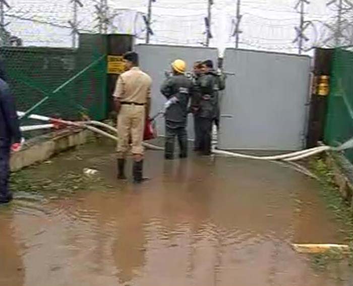 In pictures: Kochi airport flooded, shuts for 24 hours