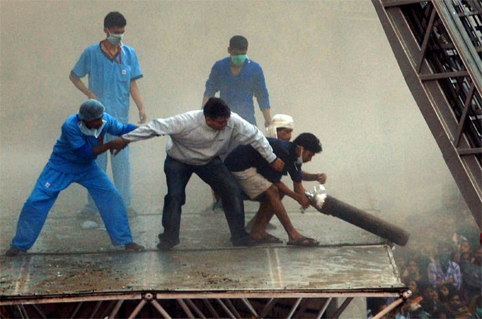 This is the second major fire at the hospital in Dhakuria in south Kolkata. The first one happened in 2008.