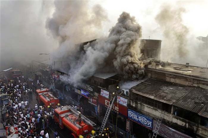 A massive fire broke out at north Kolkata's Hatibagan market at around 2:30 am on Thursday.