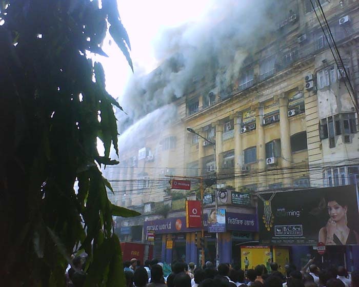 The fire-fighters went inside the building and rescued the trapped persons one by one. Image Courtesy: Ankit Bothra