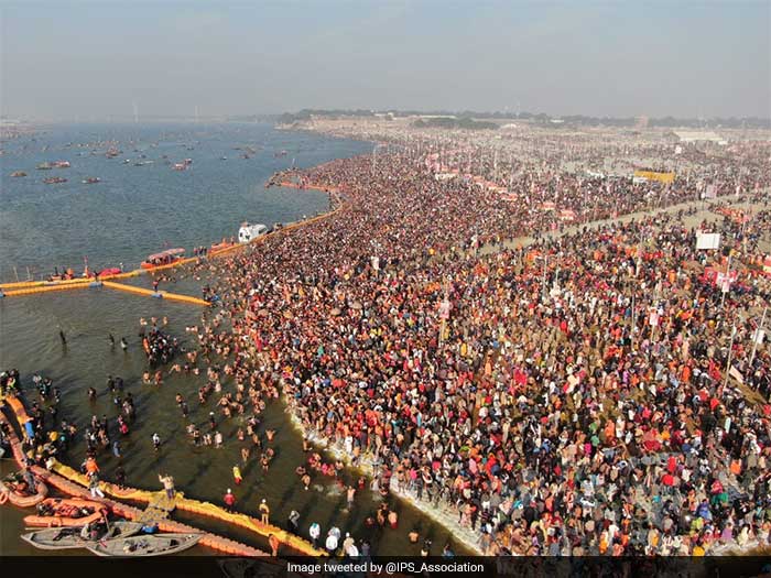 The biggest festival of the year - Ardh Kumbh started on January 15 in Prayagraj (Allahabad) of Uttar Pradesh at the confluence of Ganga, Yamuna, and Saraswati, 'Sangam'. The 55-day long Kumbh Mela will end on March 4, with over 130 million pilgrims expected to participate in the festival. For the convenience of the pilgrims and tourists, this year, the state government has laid special emphasis on cleanliness during the Prayagraj Kumbh-2019.