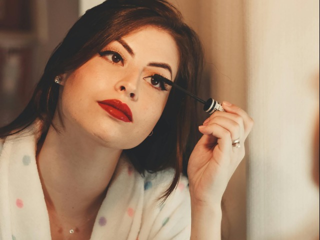 लोहड़ी पर ऐसे करें मेकअप, हर कोई देखता रह जाएगा