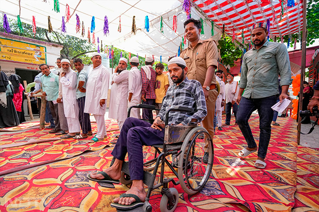 Wheelchairs, Bullock Carts, Boats: How People Arrived To Vote In 2nd Phase