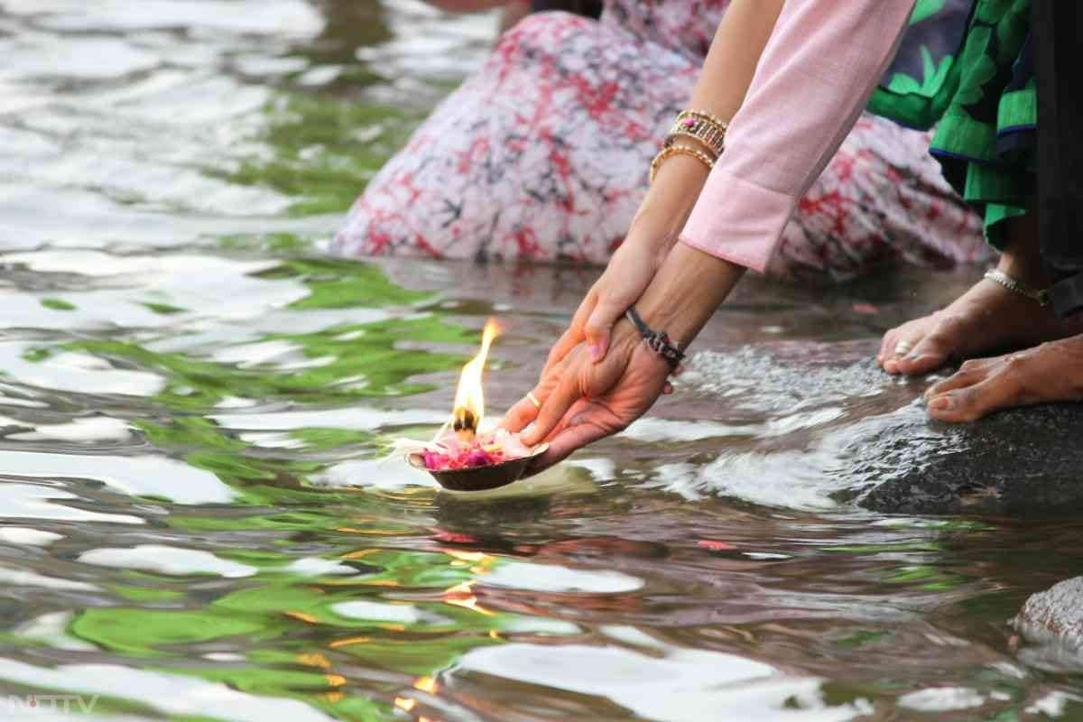 कुंभ सहायक ऐप  व्हाट्सएप के माध्यम से उपयोग किया जा सकेगा. यह श्रद्धालुओं का व्यक्तिगत मार्गदर्शक होगा.