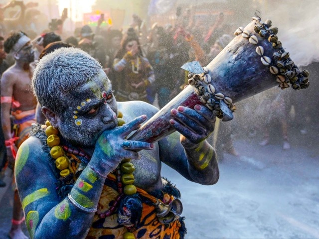 महाकुंभ 2025: प्रयागराज में साधु-संतों का संगम, देखिए अद्भुत तस्‍वीरें