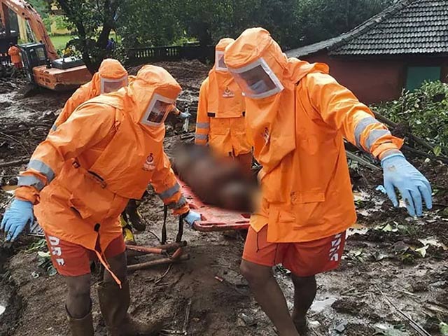 तस्वीरें: महाराष्ट्र में के कई हिस्सों में बारिश का कहर जारी, बचाव कार्य में जुटी टीमें