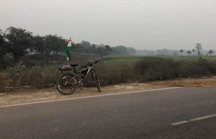 This Cyclist From Manipur Is On A Tour From Delhi To Imphal, To Spread The Message Of #BeatPollution