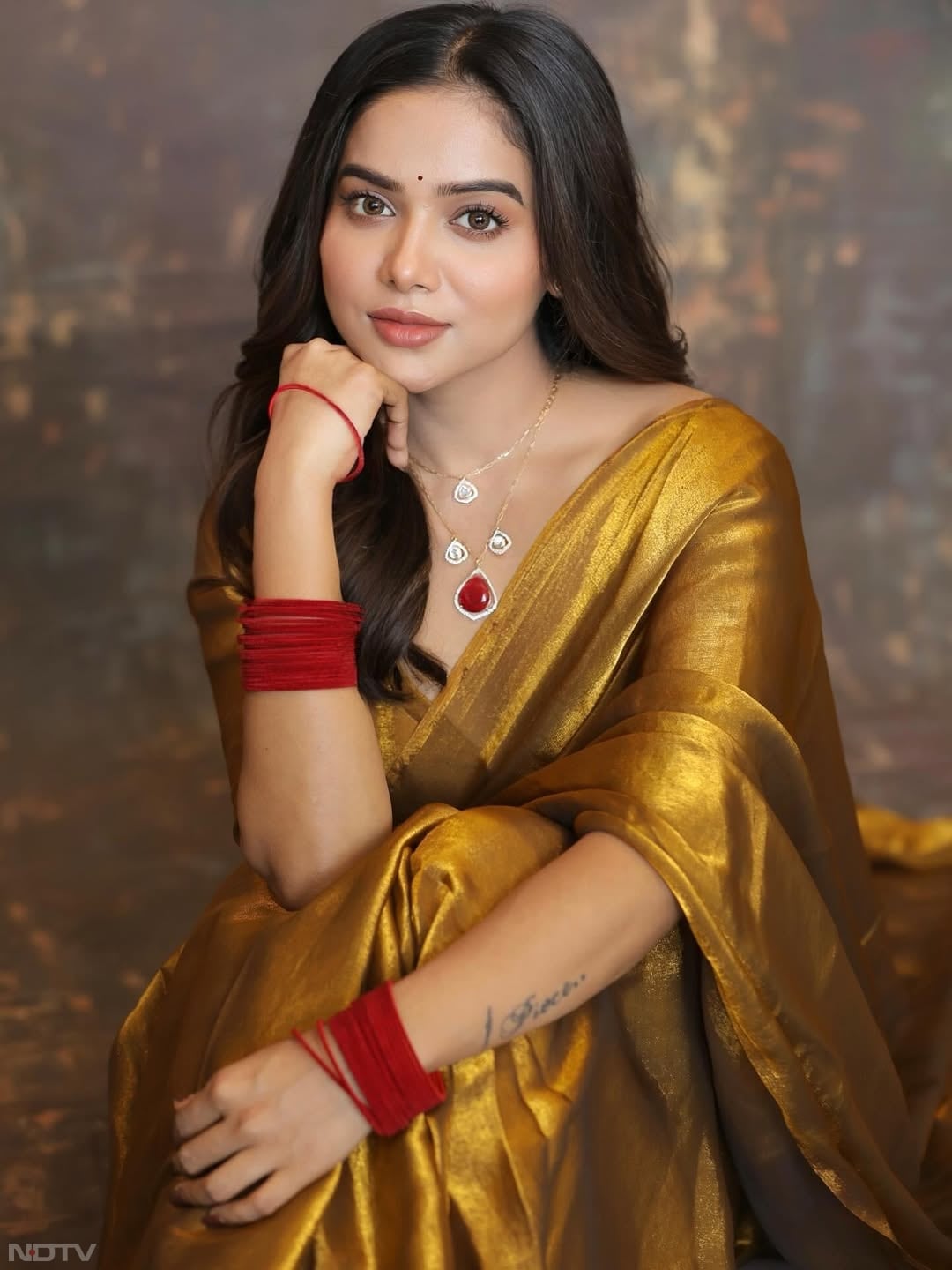 इसके बाद एक्ट्रेस 'झलक दिखला जा 11' की विनर बनीं. हाल ही में उन्होंने वेब सीरीज 'हाले दिल' से एक्टिंग डेब्यू भी किया है. manisharani002/Instagram