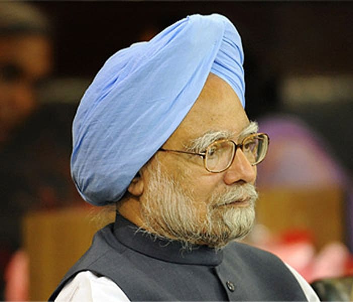 The Manmohan-led government was also criticised for signing the End-User pact for defence purchases with the United States. After last year's nuclear deal with the US attracted flak from both allies and the Opposition, the Prime Minister was again in the line of fire for 'compromising' India's security. In a speech in Parliament, he defended India's move to sign the pact by clarifying that it doesn't compromise India's sovereignty.