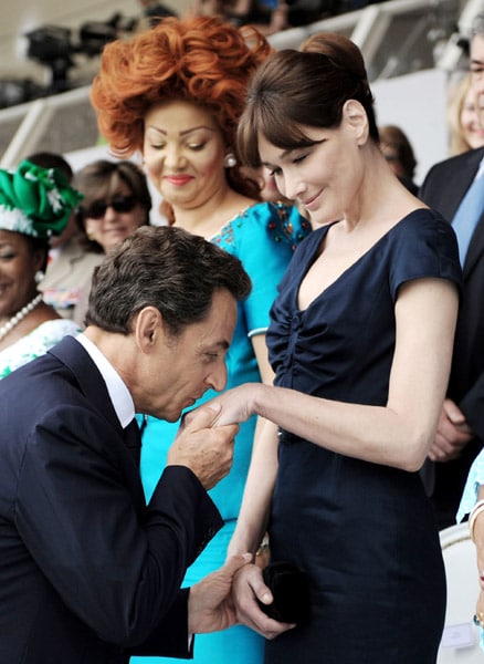 <b>Nicolas Sarkozy- France</b><br><br>
The French president who remains a part of headlines more often than not undoubtedly faces some problems when it comes to impressing everybody back home. But at the international stage when the stakes are high, he performs exceptionally well. He led the European Union in 2008 and instantly took the lead on everything from fighting Somali pirates to brokering an end to war between Russia and Georgia. <br><br>Next year, Sarkozy will host both the G8 and G20, with Iran and the recession on his to-do list. A man made for the big stage is certainly a leader to be adored.