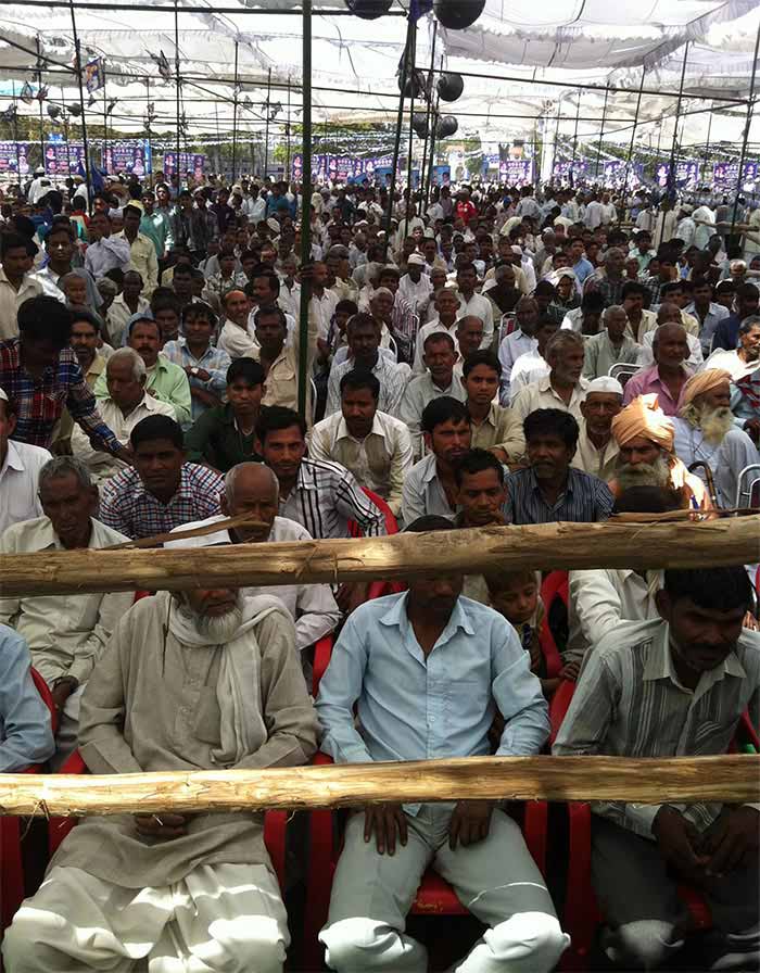 Mayawati\'s first rally in UP...
