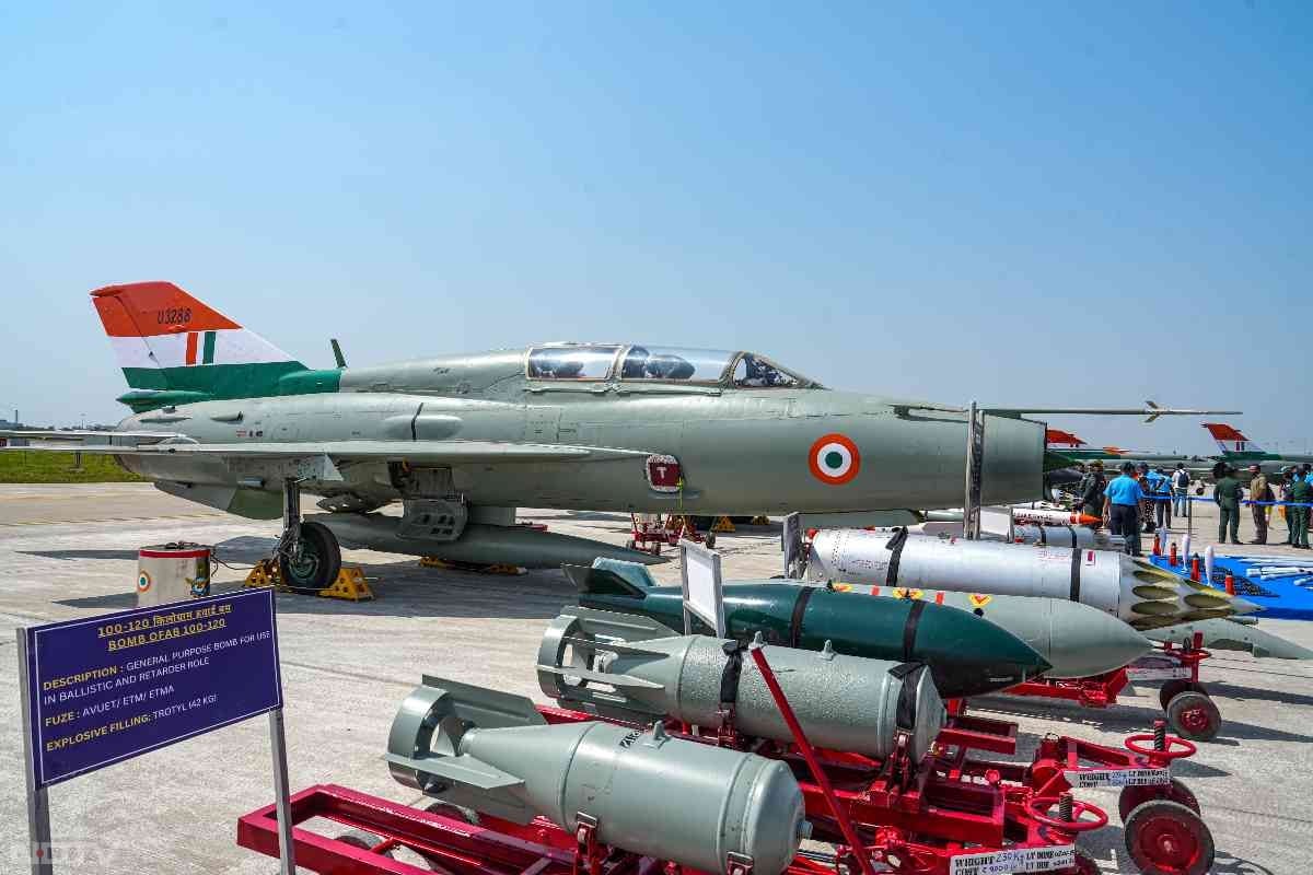 विंग कमांडर दिलबाग सिंह ने पहले मिग-21 स्क्वाड्रन, संख्या 28 का नेतृत्व किया था. इसे 'फर्स्ट सुपरसोनिक्स' स्क्वाड्रन संख्या 28 नाम दिया गया था. इसकी स्थापना 2 मार्च, 1963 को चंडीगढ़ में हुई थी. बाद में दिलबाग सिंह एयर चीफ मार्शल और चीफ ऑफ एयर स्टाफ भी बने.