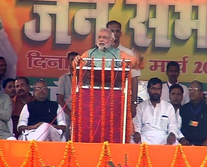 Chaos at Narendra Modi rally in Bihar's Gaya