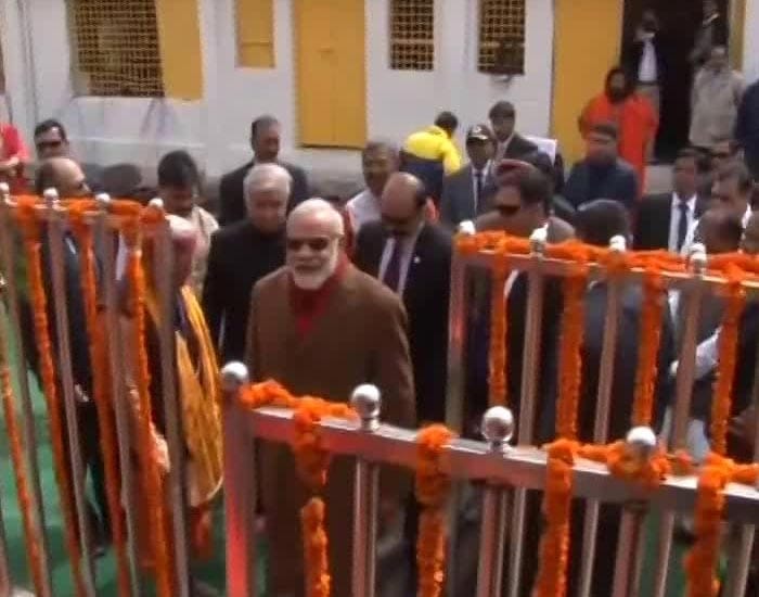 PM Narendra Modi Offers Prayers At Kedarnath Temple In Uttarakhand