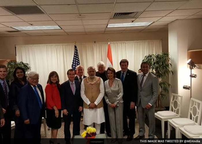 PM Narendra Modi meets elected lawmakers from California and elsewhere before his address at San Jose's SAP Centre.