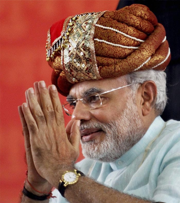 Narendra Modi to end fast today