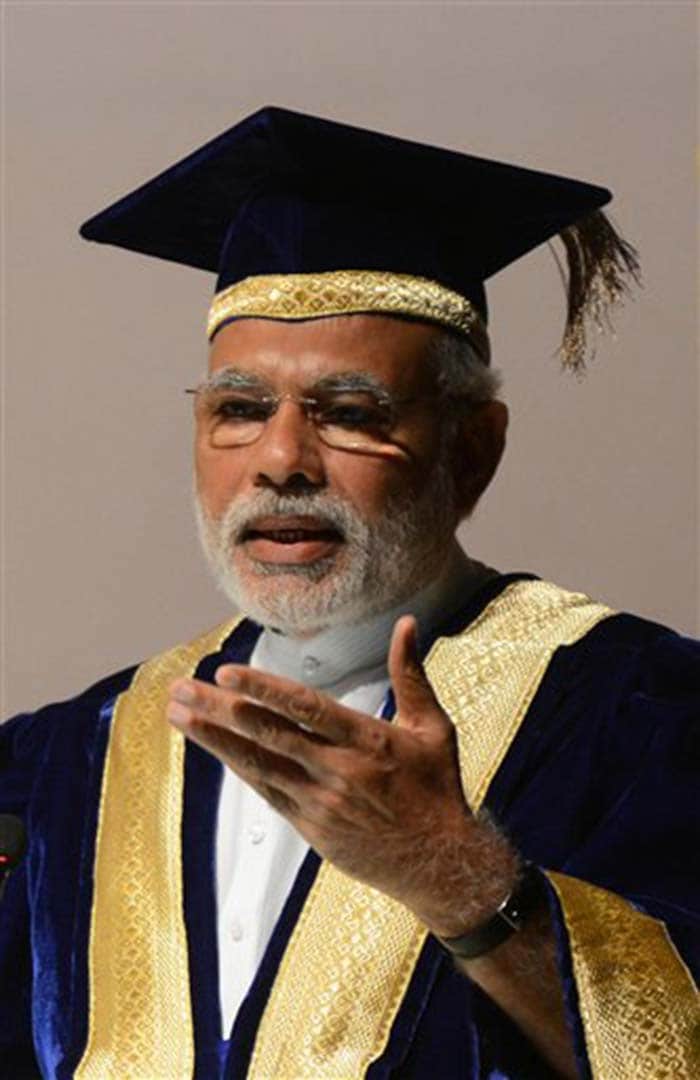 PM Narendra Modi in 5 Traditional Looks