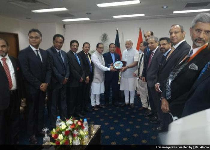 PM Narendra Modi met Presidents of leading Chambers of Commerce & Industry.