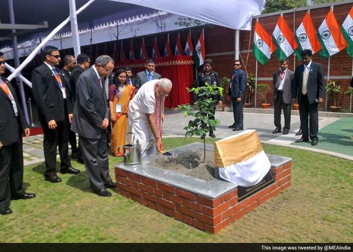 PM Narendra Modi plants a sapling at the New High Commission Chancery Complex in Dhaka, Bangladesh.