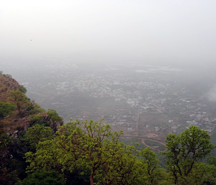 <b>Bird's eye view: </b>A distant shot of the city of Udaipur. (Image: Ketki Angre)