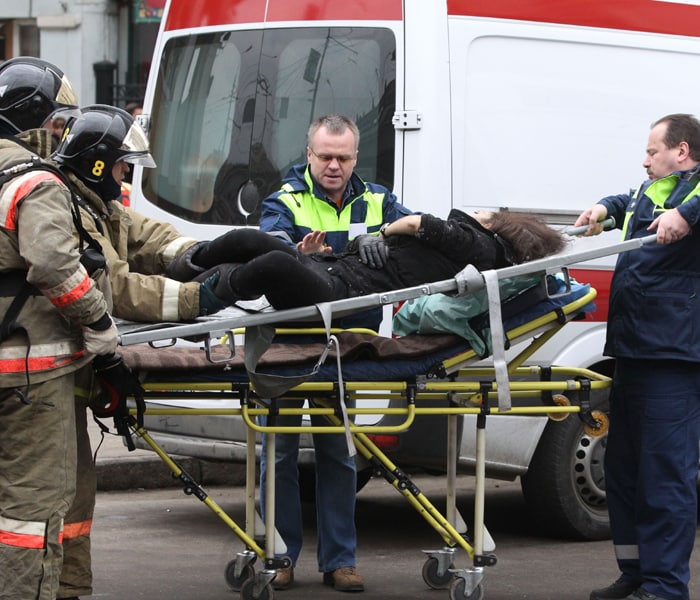 The blasts practically paralyzed movement in the city center as emergency vehicles sped to the stations.(AFP photo)