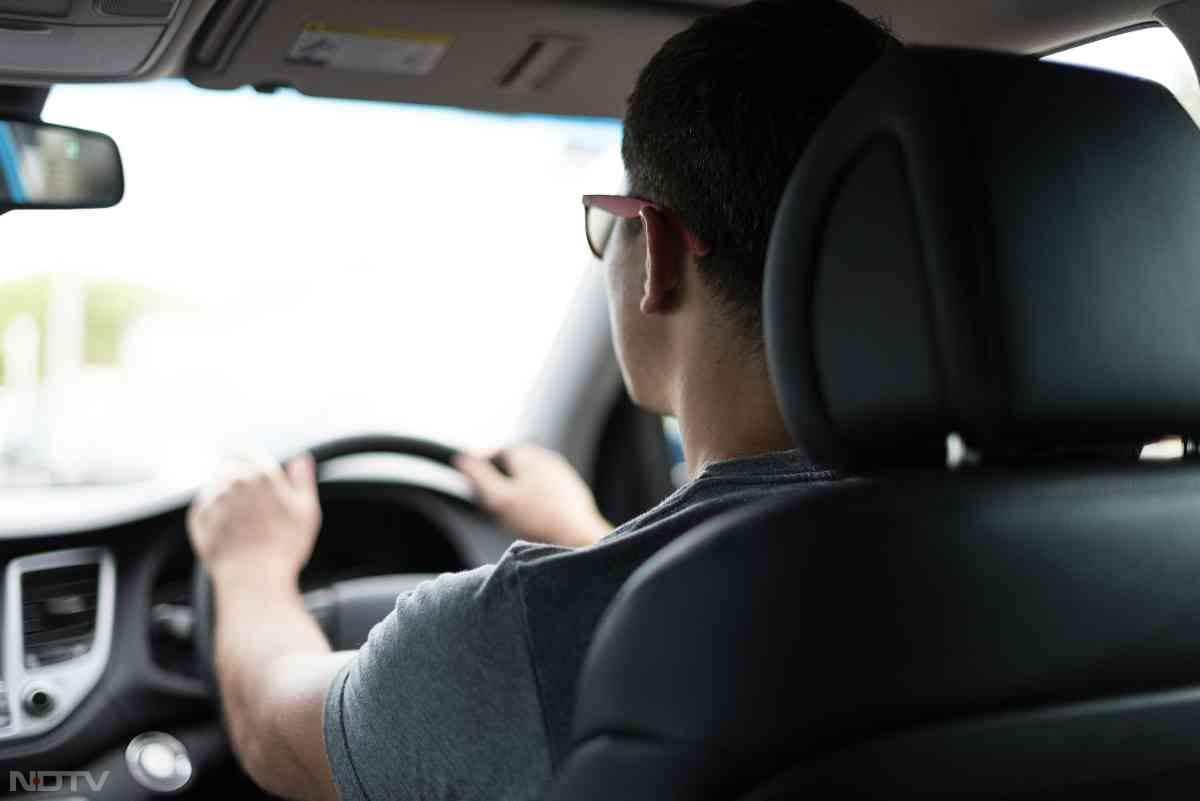 आज आपको ऐसे ही देशों के बारे में बता रहे हैं, जो ड्राइविंग के लिहाज से सबसे खतरनाक हैं.