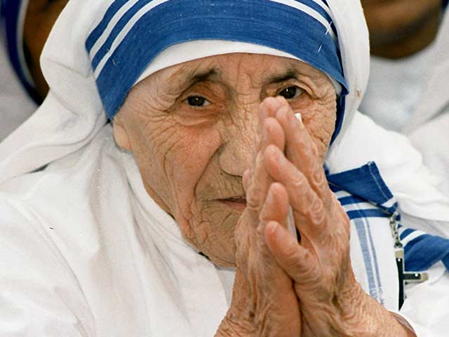 In Pictures: Mother Teresa's Path To Sainthood