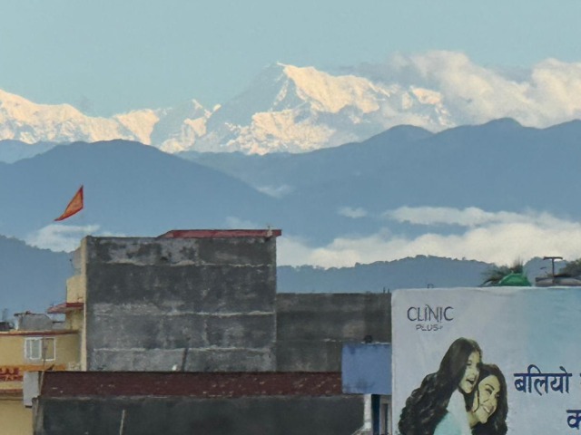 तस्वीरें : खुला आसमान, बिहार से दिखी दुनिया की सबसे ऊंची चोटी! क्या आपने देखा माउंट एवरेस्ट