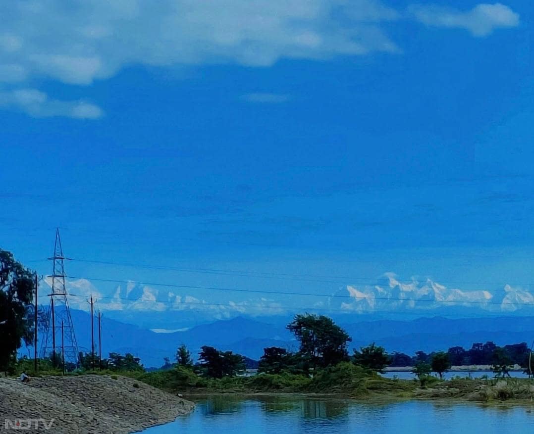 तस्वीरें : खुला आसमान, बिहार से दिखी दुनिया की सबसे ऊंची चोटी! क्या आपने देखा माउंट एवरेस्ट