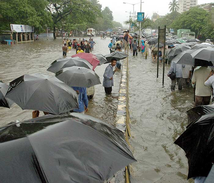 maharashtra floods of 2005 case study
