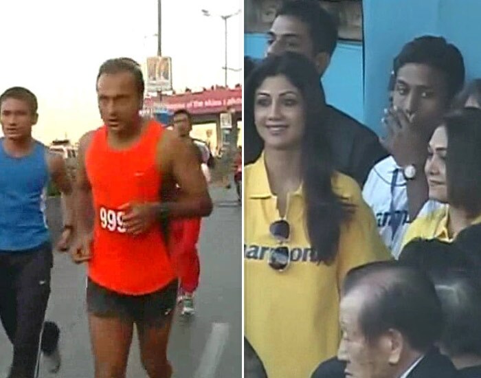 Industrialist Anil Ambani also took part in the half marathon. By his side was wife Tina Ambani, along with Shilpa Shetty, cheering for him.