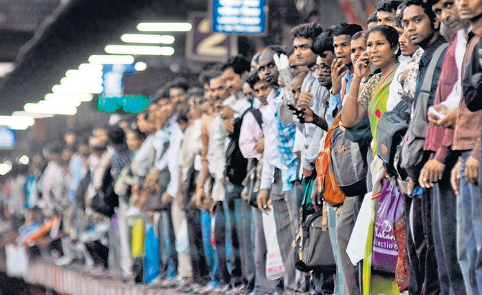 The passengers' wait was in vain as there were no trains.  All trains from Churchgate were cancelled for more than an hour. The Western and Central lines were paralysed. (Image Courtesy: Mid-Day.com)