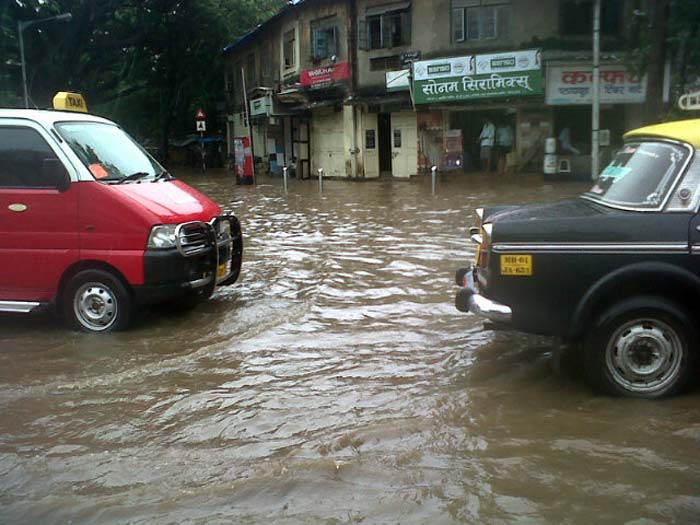 Picture Courtesy: <a href="http://yfrog.com/kjkj8fyj" rel="nofollow" target="_blank">tneogi</a>