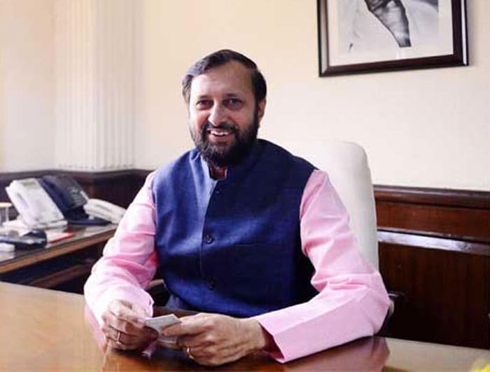 Prakash Javadekar, Minister of State for multiple portfolios:<br><br> "Extremely saddened & deeply hurt wt the sudden demise of my friend & Colleague Gopinath Mundeji.He was truly a mass leader of Maharashtra."